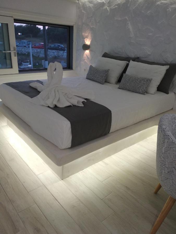 Marina'S Suites Naxos City المظهر الخارجي الصورة